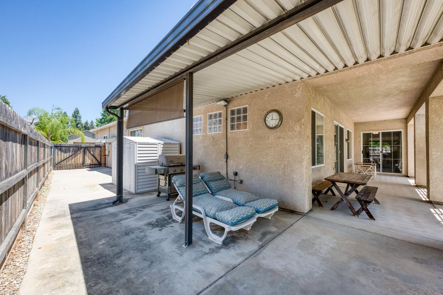 2330 Deauville Cir, Clovis, CA 93619