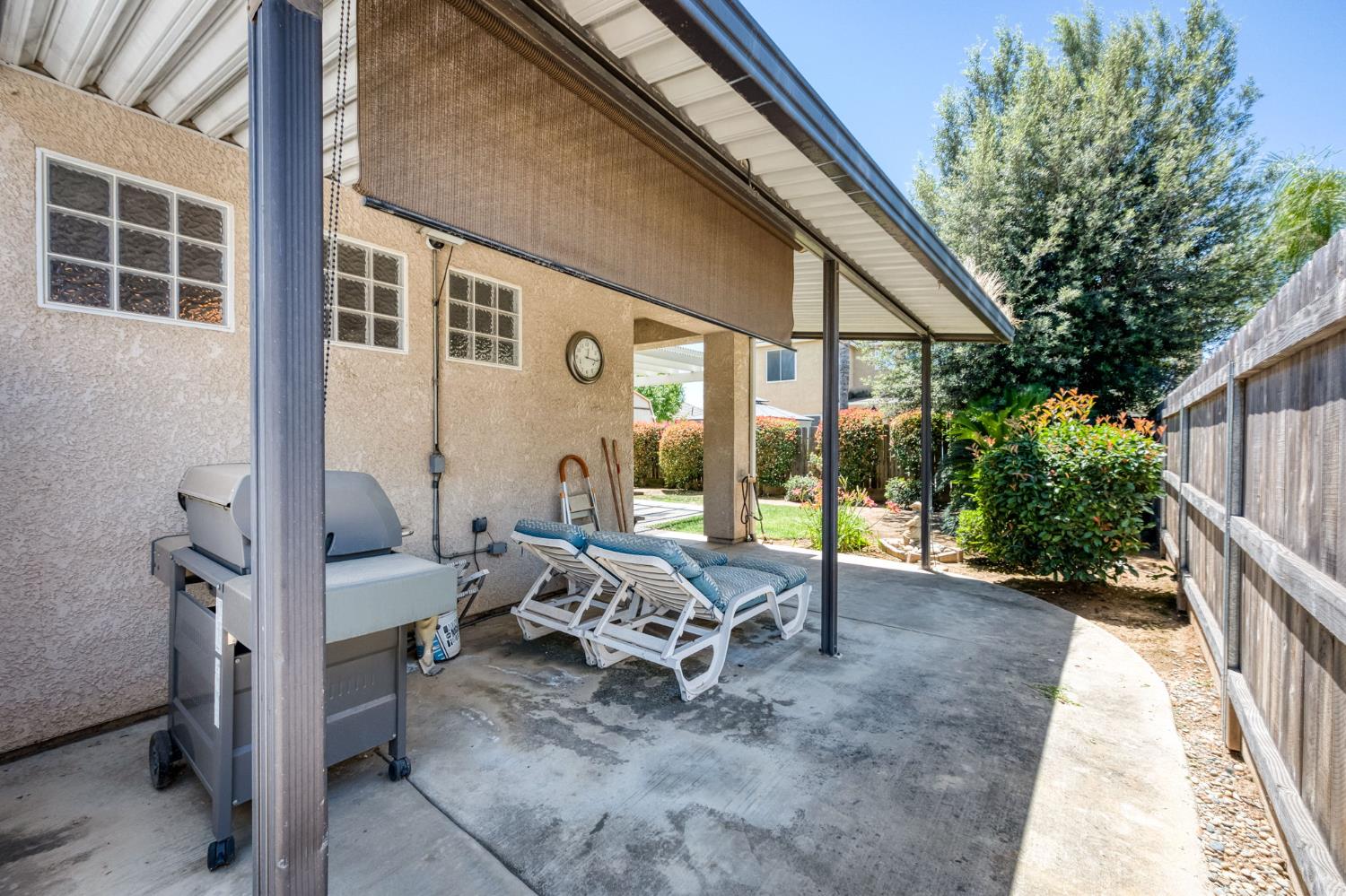 2330 Deauville Cir, Clovis, CA 93619