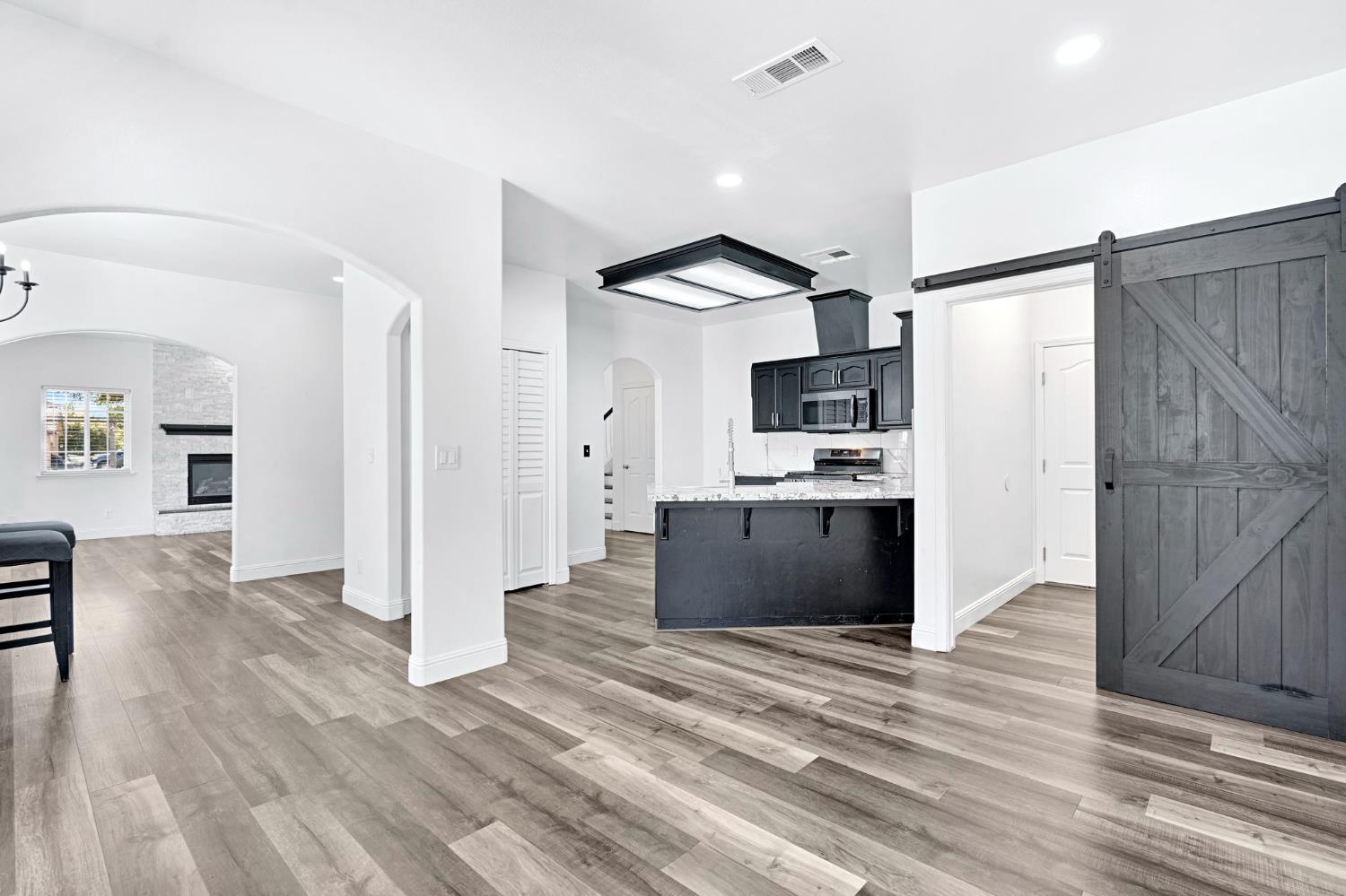 2632 Kimberly Dr, Madera, CA 93637