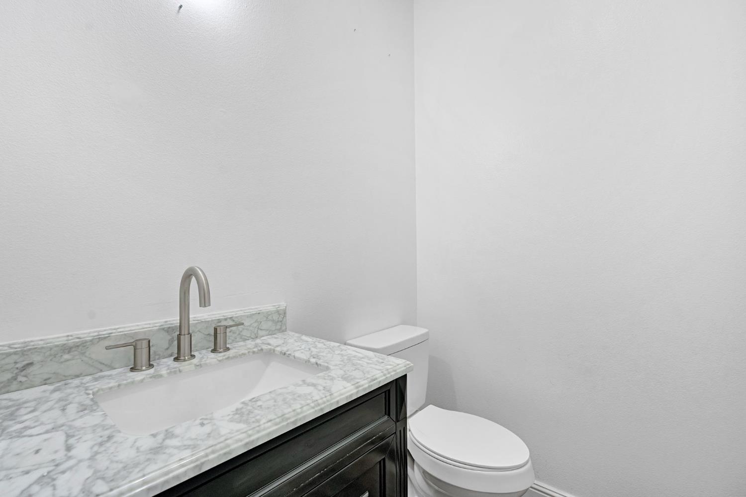 2632 Kimberly Dr, Madera, CA 93637