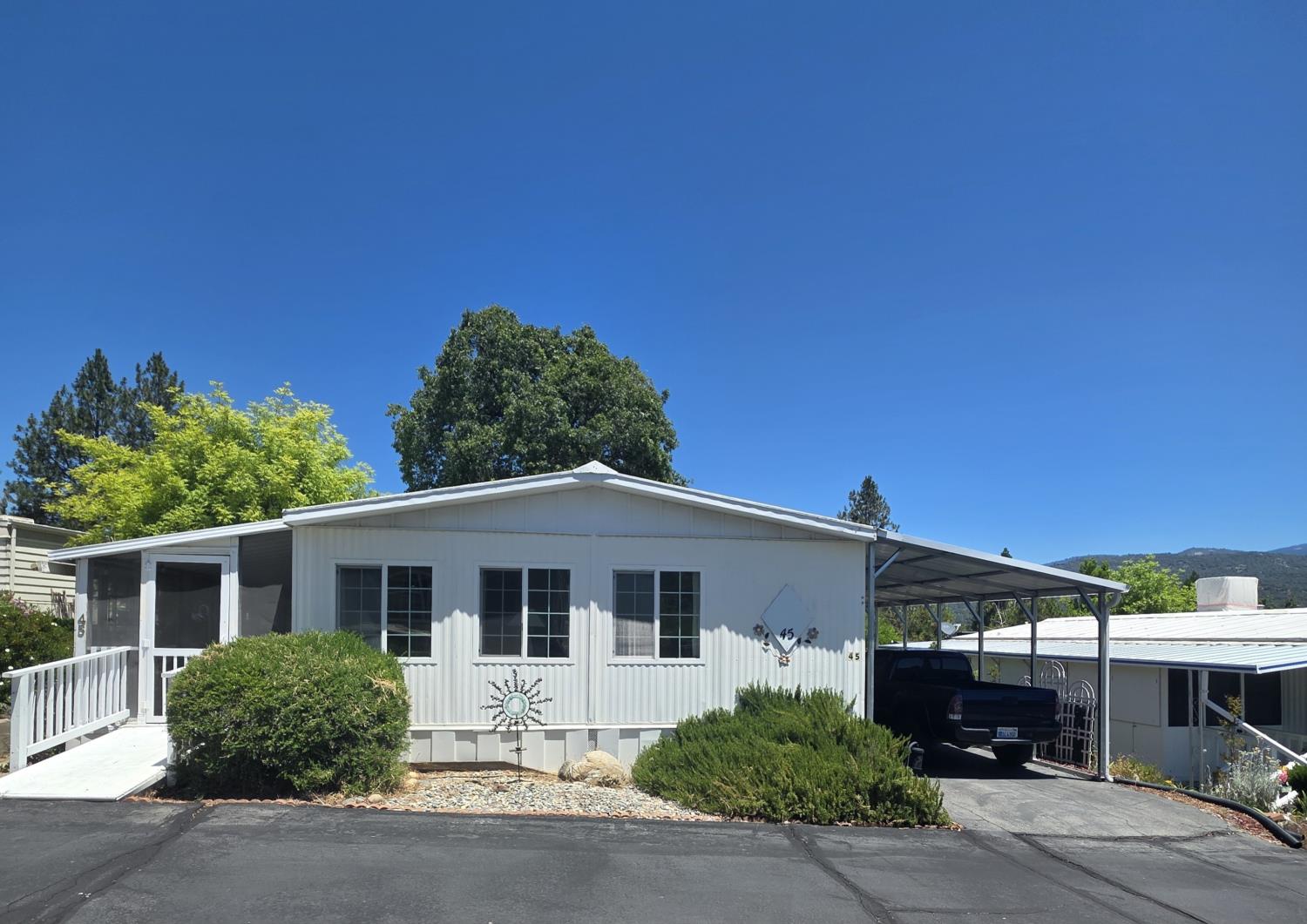 39678 Road 425B #45, Oakhurst, CA 93644