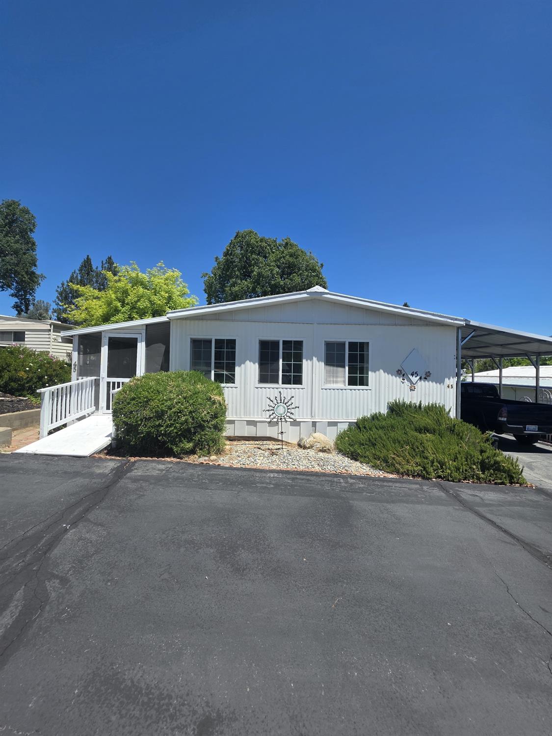 39678 Road 425B #45, Oakhurst, CA 93644