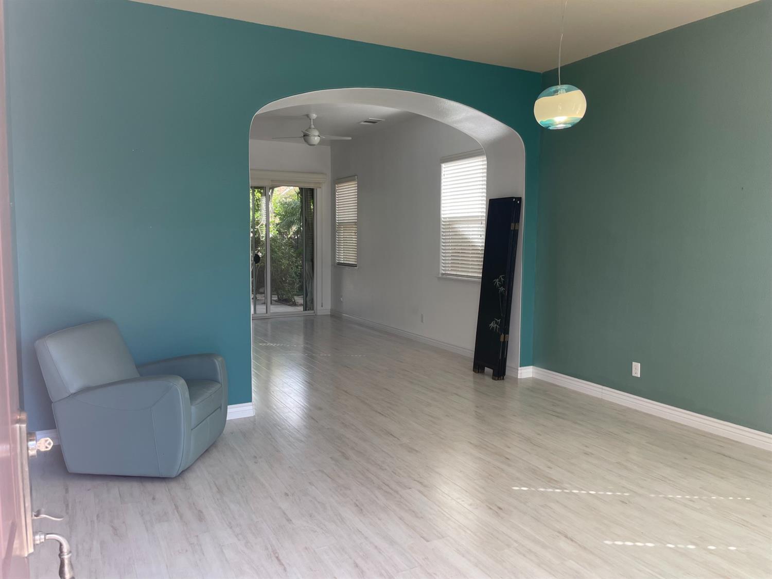 3724 Heritage Ln, Clovis, CA 93619