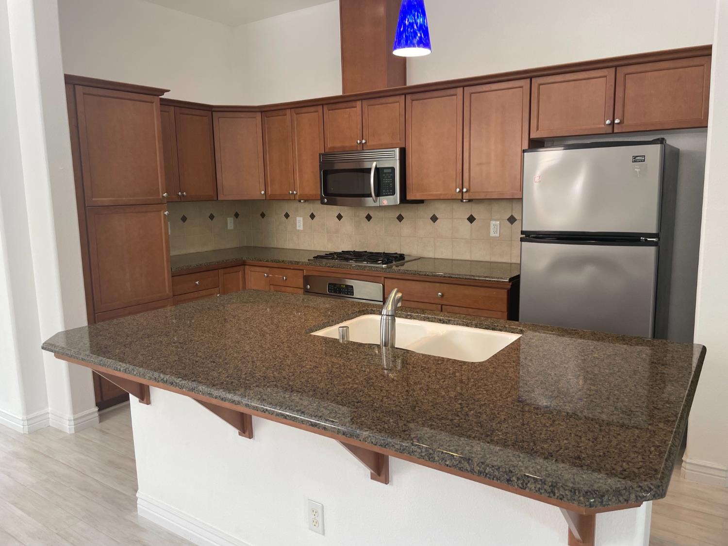 3724 Heritage Ln, Clovis, CA 93619