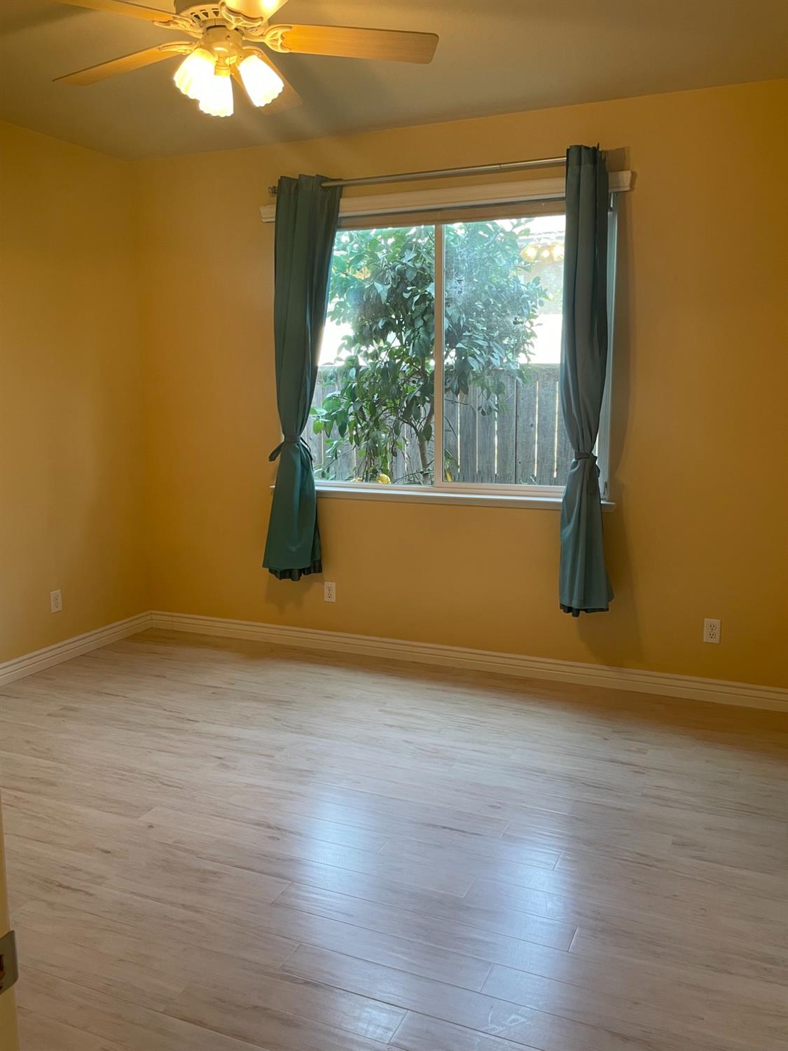 3724 Heritage Ln, Clovis, CA 93619