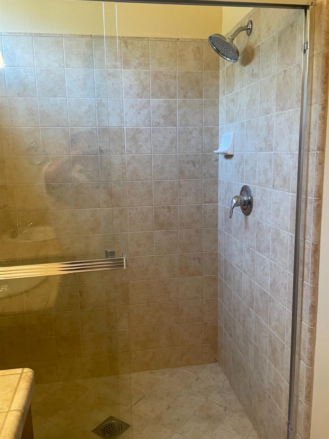 3724 Heritage Ln, Clovis, CA 93619