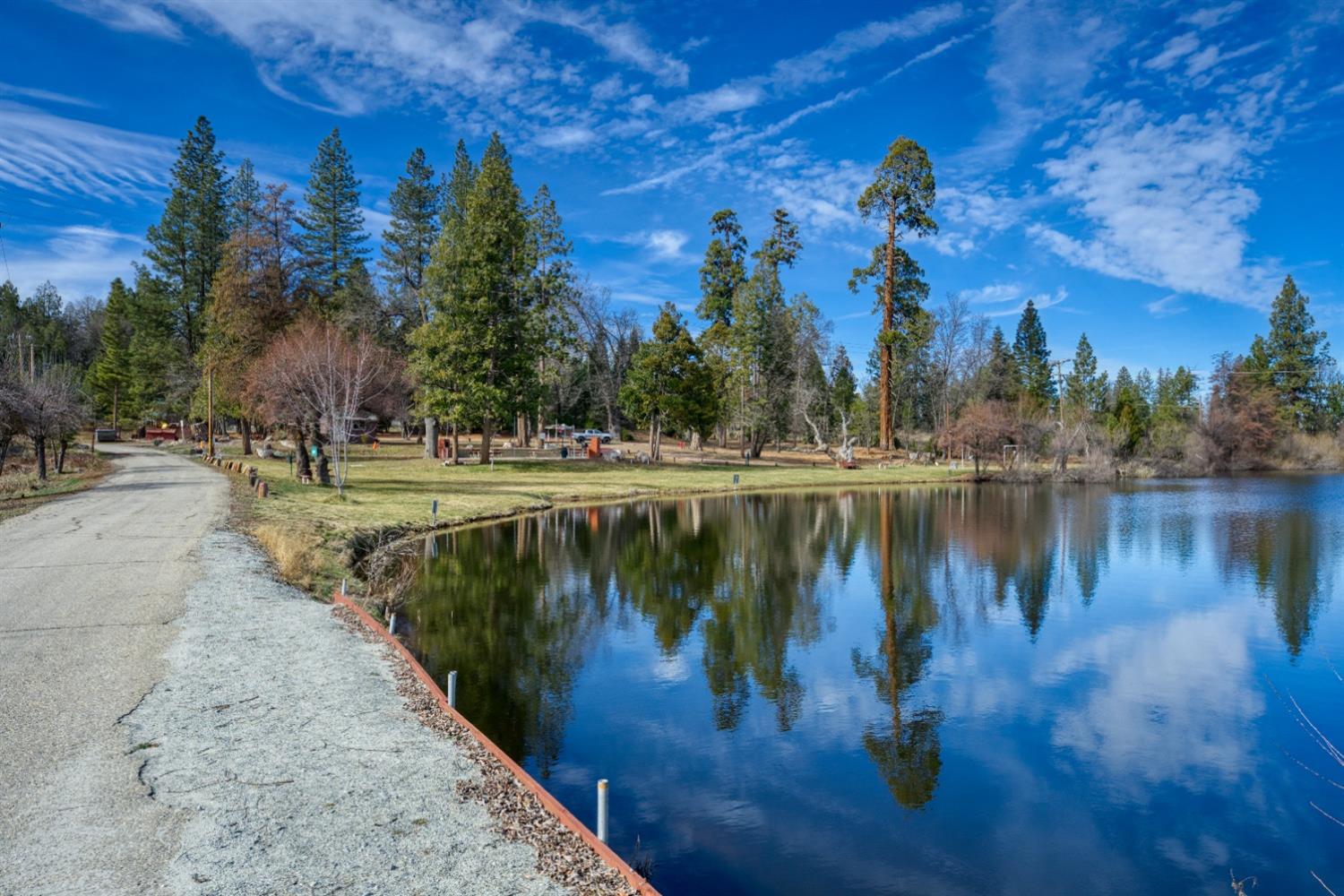 41835 Corlew Ln, Auberry, CA 93602