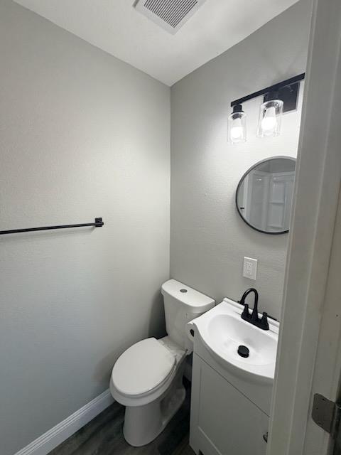 2203 Dennis Dr, Selma, CA 93662