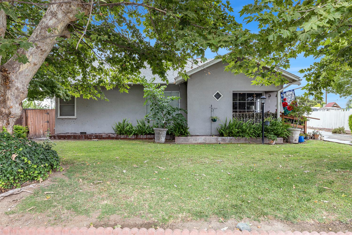 748 N East Ave, Reedley, CA 93654