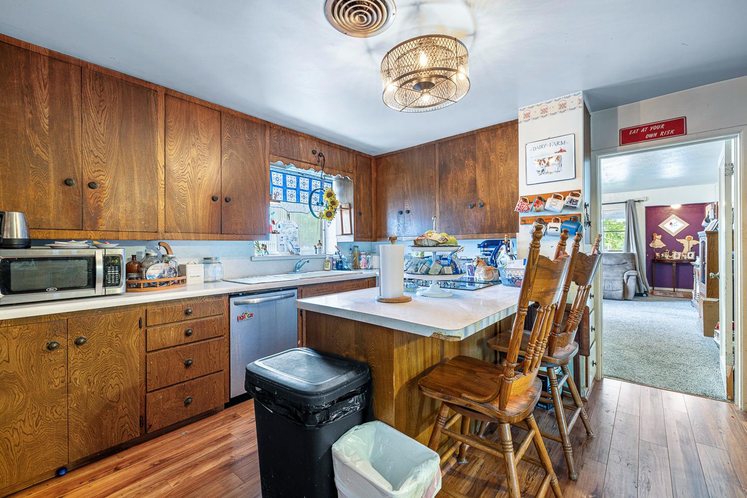748 N East Ave, Reedley, CA 93654