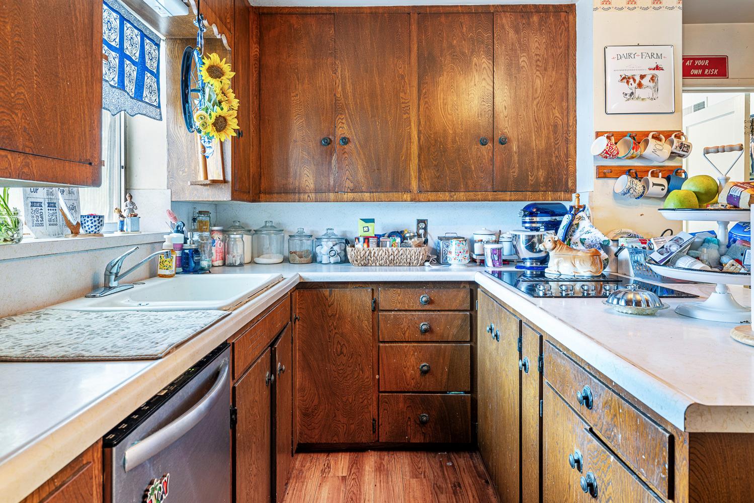 748 N East Ave, Reedley, CA 93654