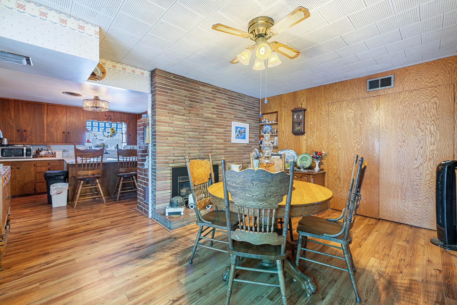 748 N East Ave, Reedley, CA 93654