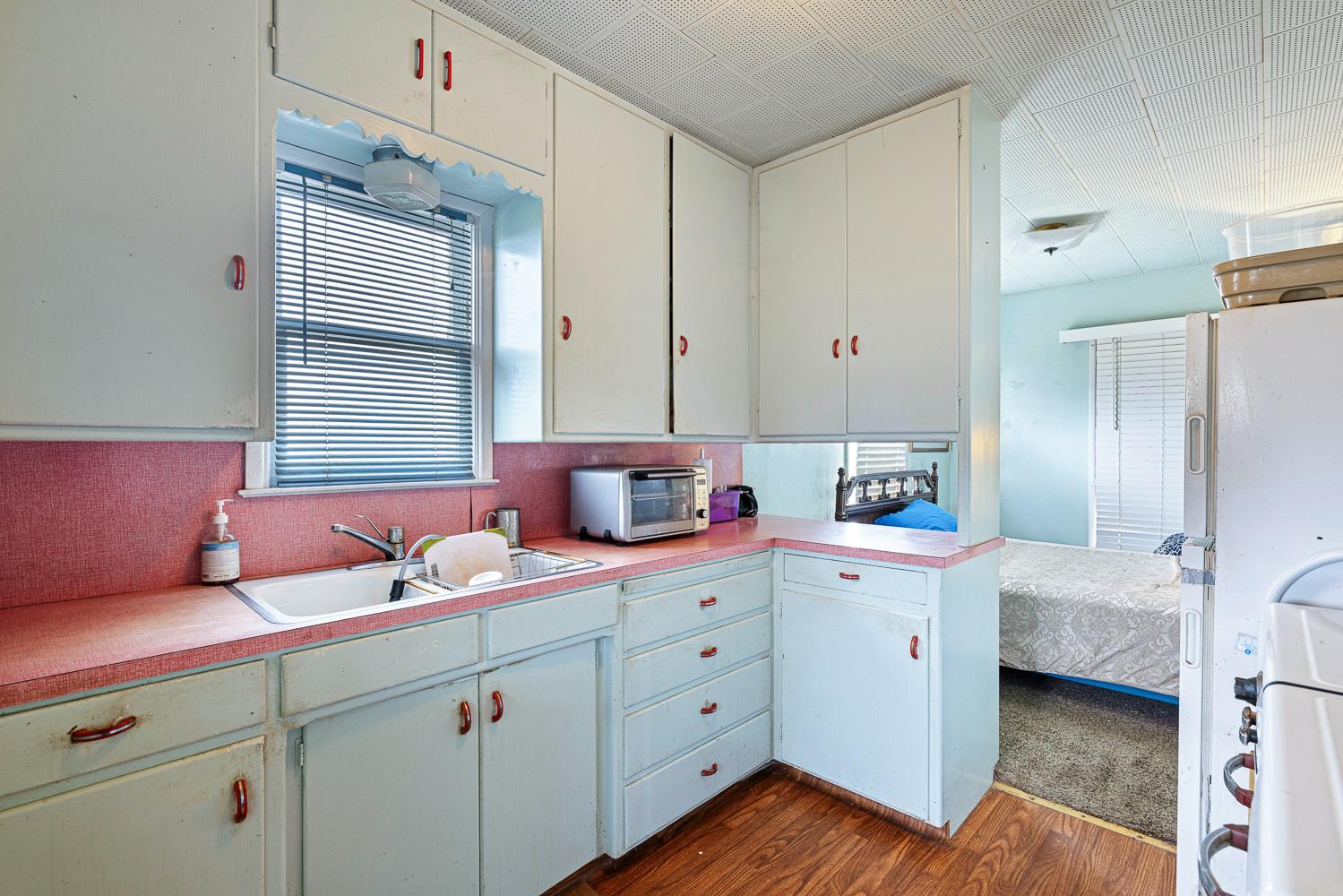 748 N East Ave, Reedley, CA 93654