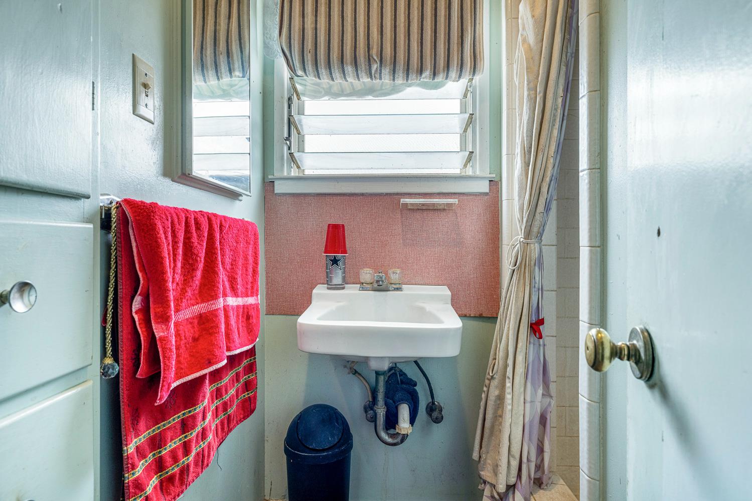 748 N East Ave, Reedley, CA 93654