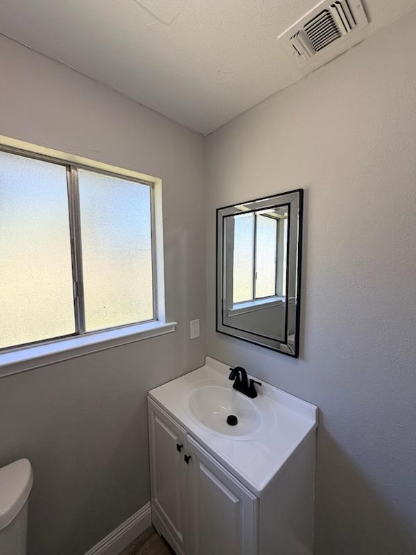 47945 Klamath Ave, Coarsegold, CA 93614