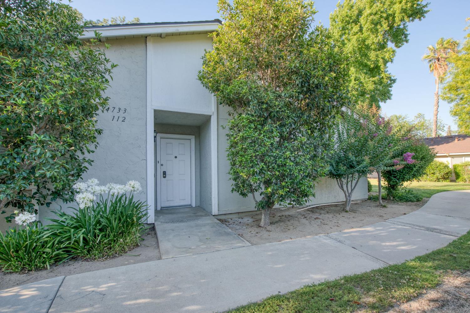 4733 N Cedar Ave #112, Fresno, CA 93726