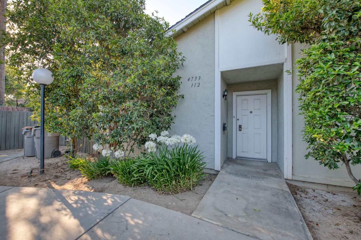 4733 N Cedar Ave #112, Fresno, CA 93726