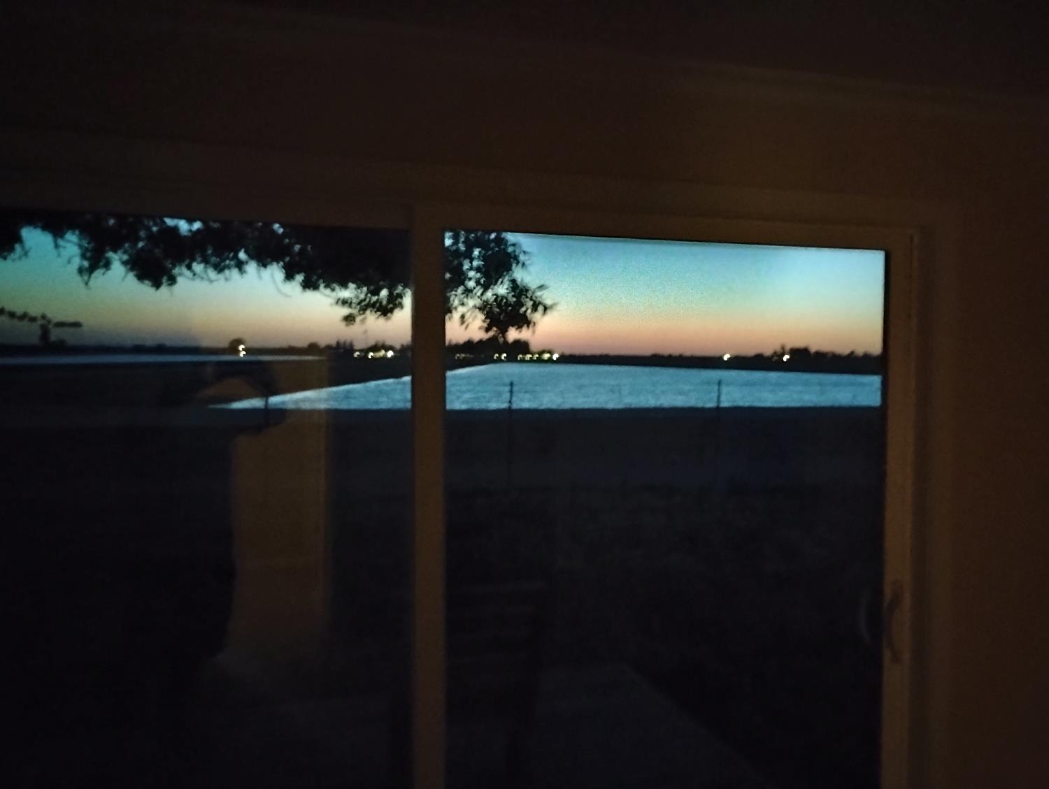 2545 N Siskiyou Ave, Kerman, CA 93630