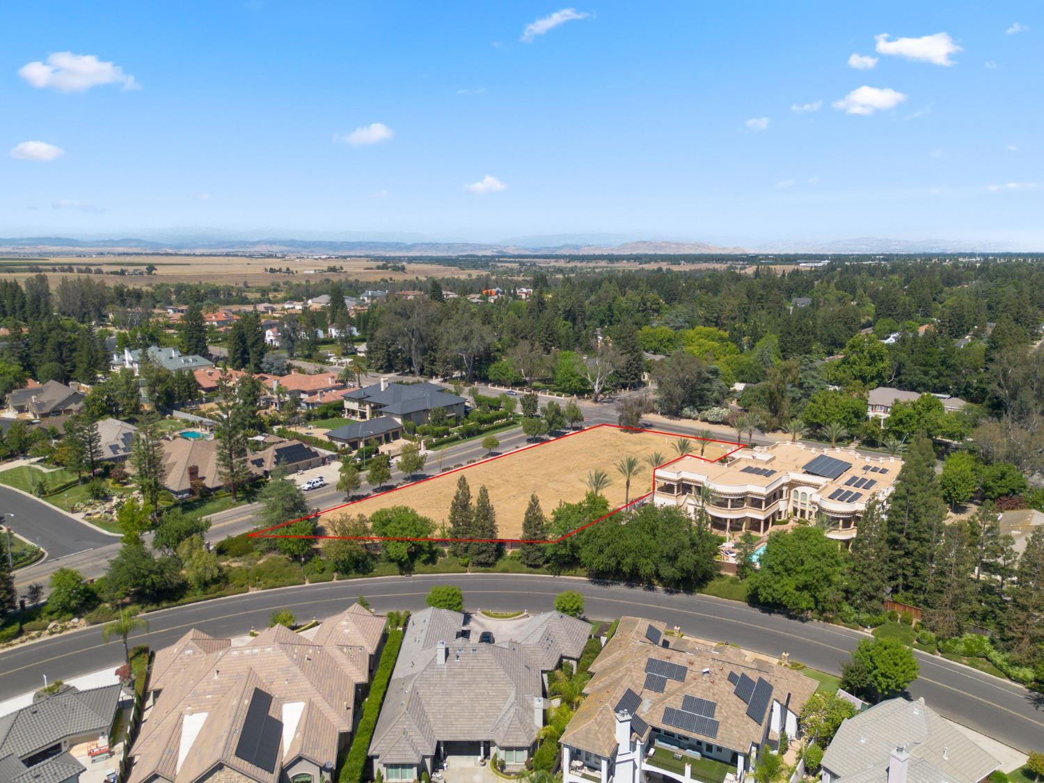 7379 N Van Ness Blvd, Fresno, CA 93711