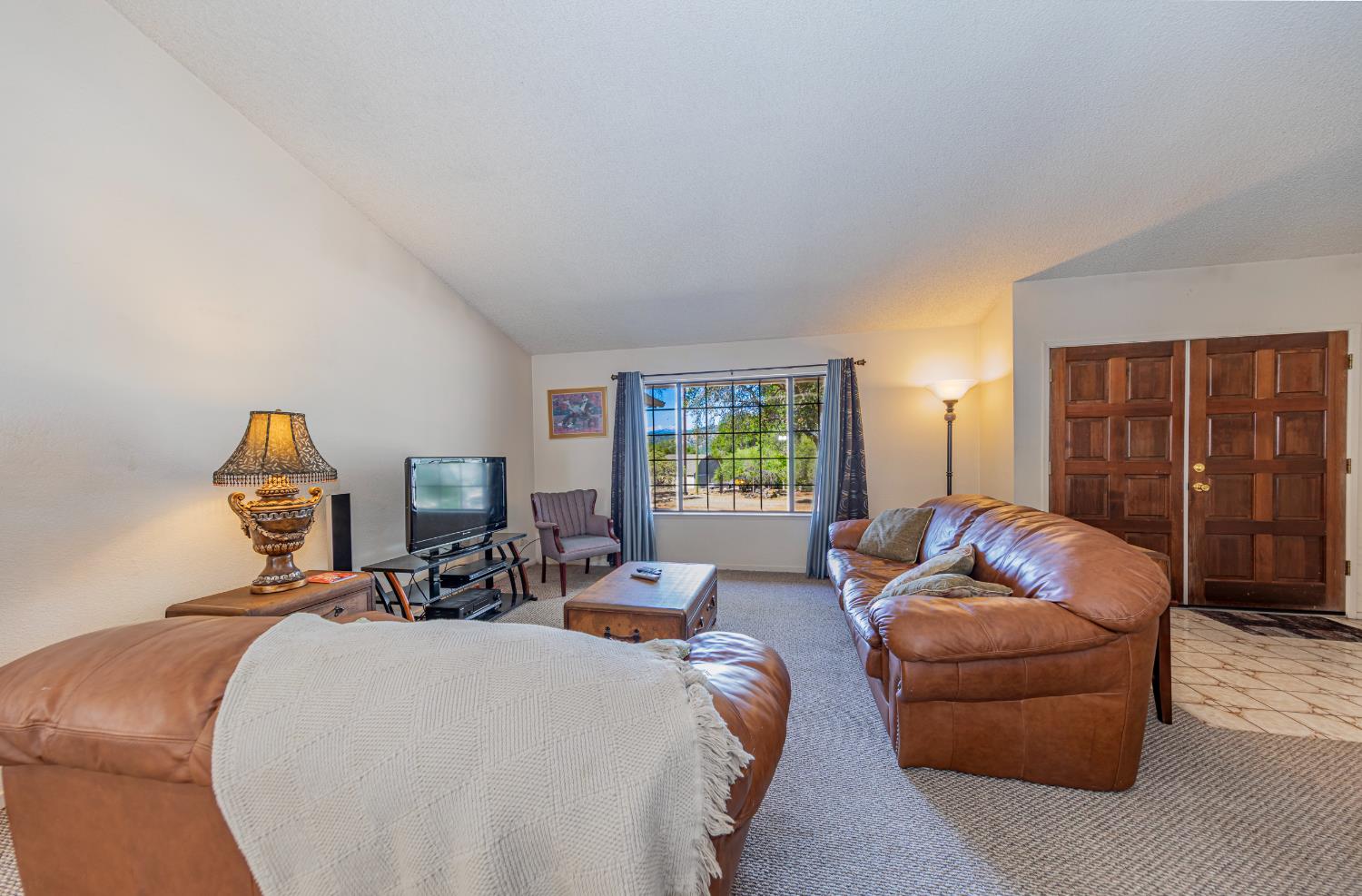29610 Kit Carson Ct, Coarsegold, CA 93614