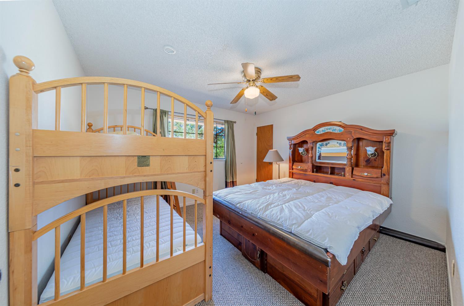 29610 Kit Carson Ct, Coarsegold, CA 93614