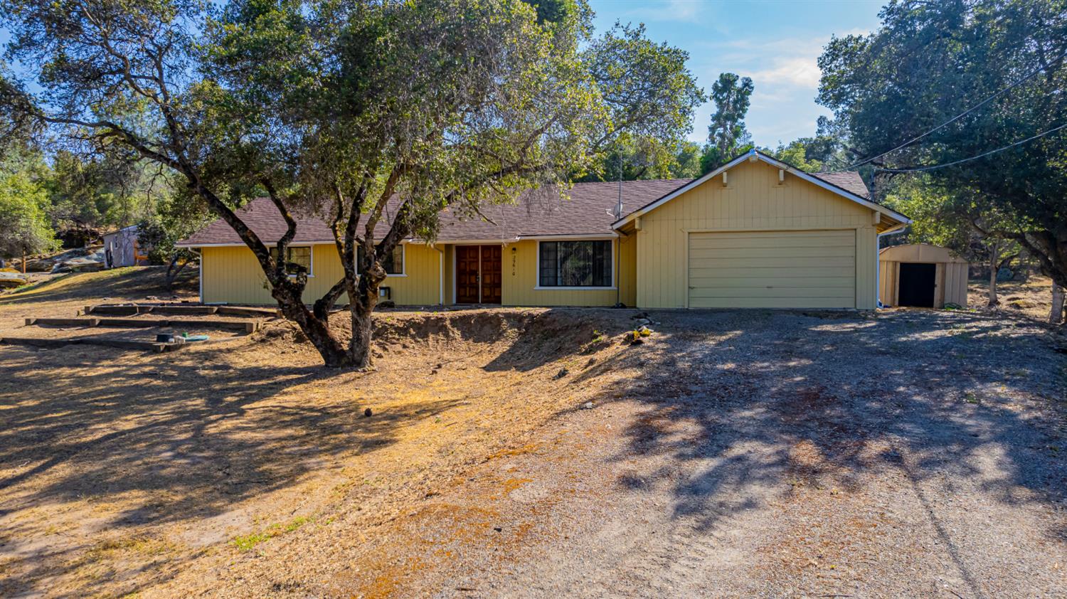 29610 Kit Carson Ct, Coarsegold, CA 93614