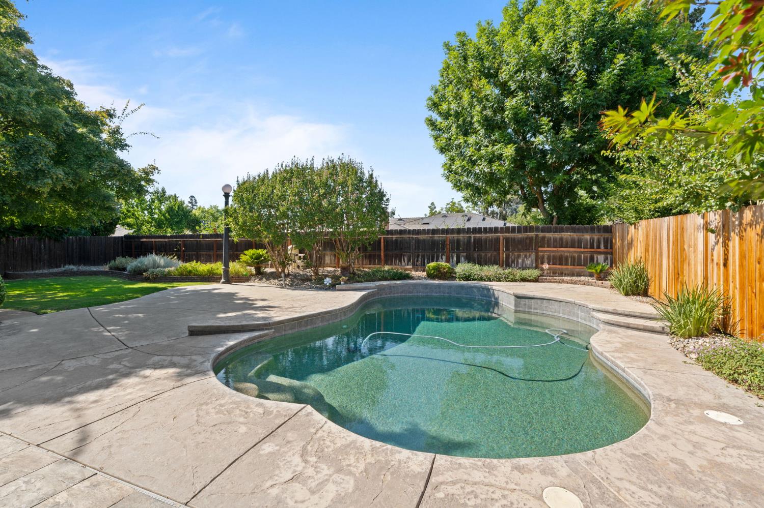 1324 W Fremont Ave, Fresno, CA 93711
