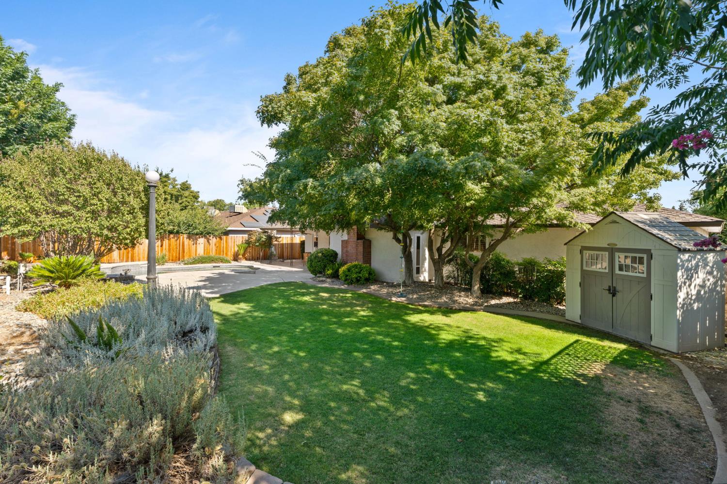 1324 W Fremont Ave, Fresno, CA 93711