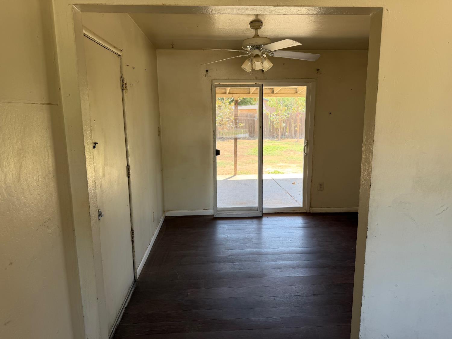 1255 Jordan, Hanford, CA 93230