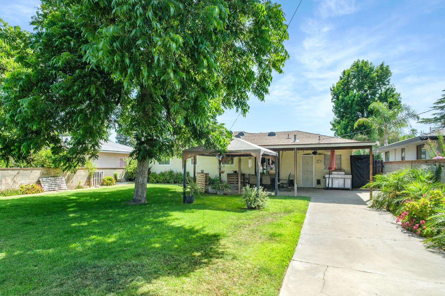 3543 N Hulbert Ave, Fresno, CA 93705