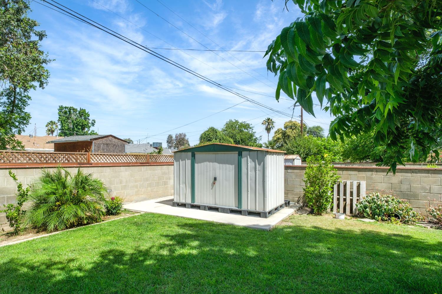 3543 N Hulbert Ave, Fresno, CA 93705