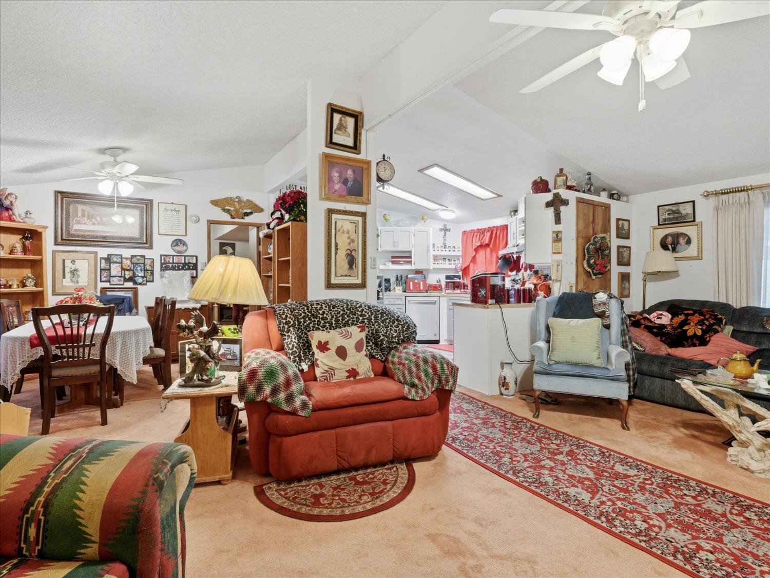 39737 Road 274 #34, Bass Lake, CA 93604