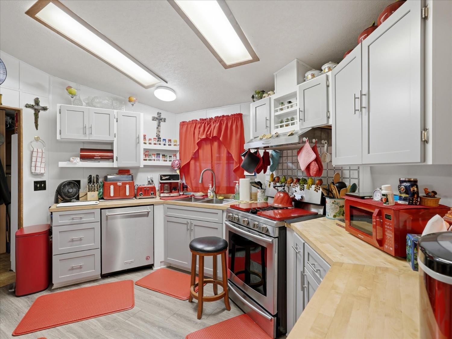 39737 Road 274 #34, Bass Lake, CA 93604