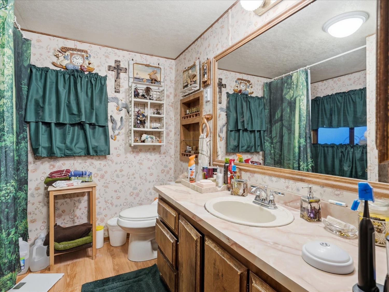 39737 Road 274 #34, Bass Lake, CA 93604