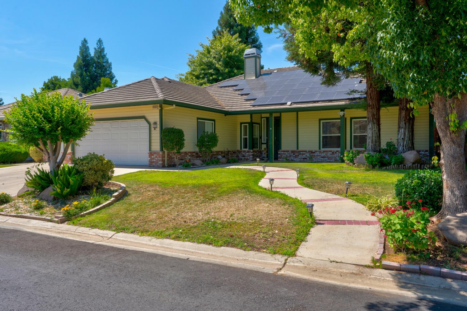 7090 Emerald St, Chowchilla, CA 93610