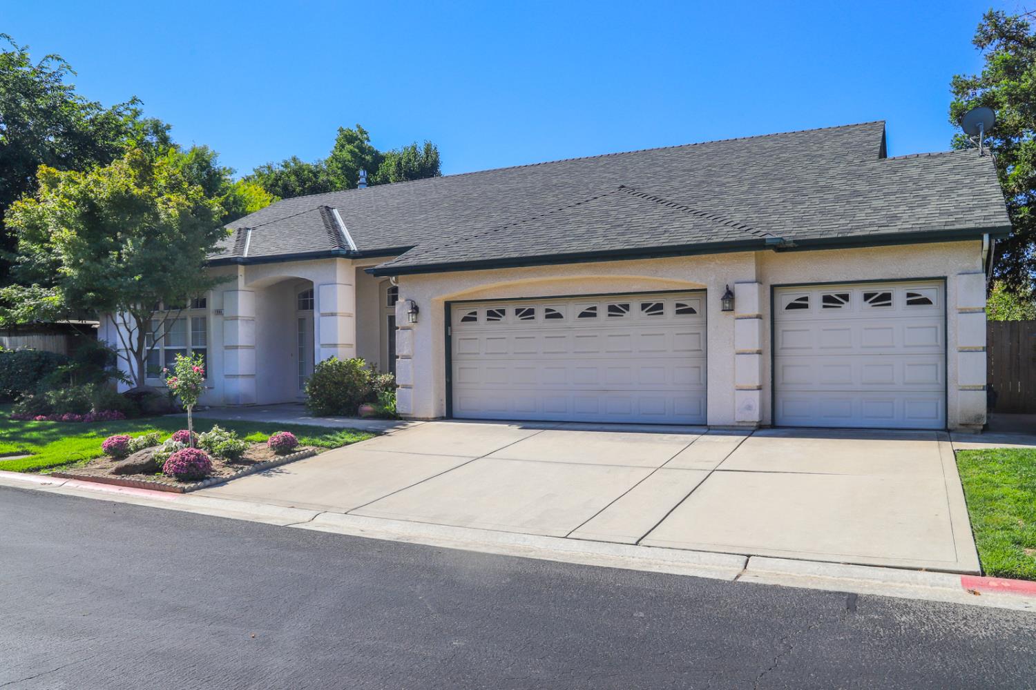 1984 Rialto Ct, Clovis, CA 93611