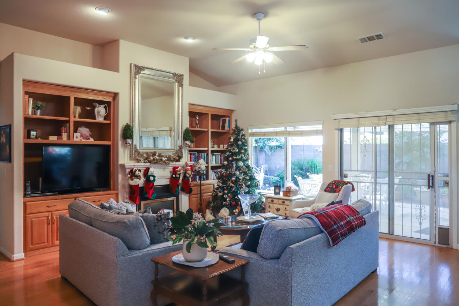1984 Rialto Ct, Clovis, CA 93611