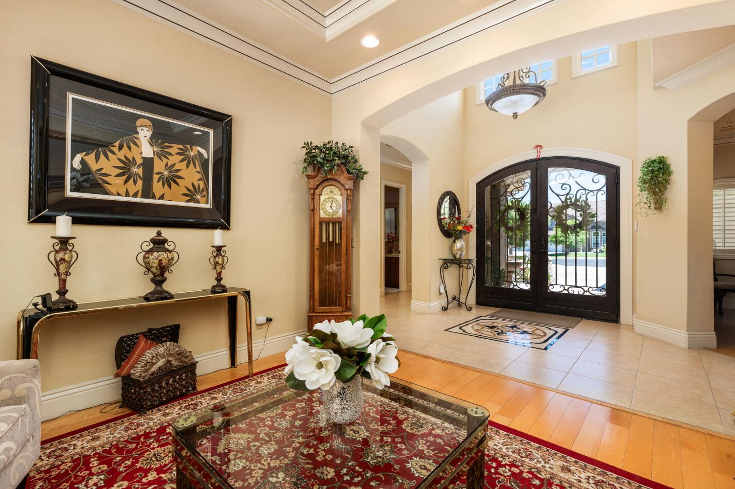 1823 Decatur Ave, Clovis, CA 93611