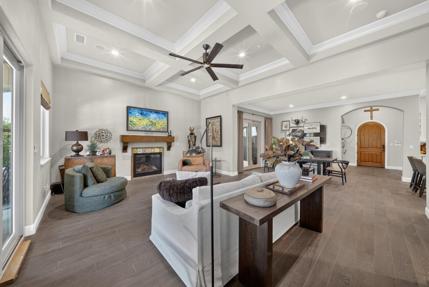 1809 E Buena Salud Way, Fresno, CA 93730