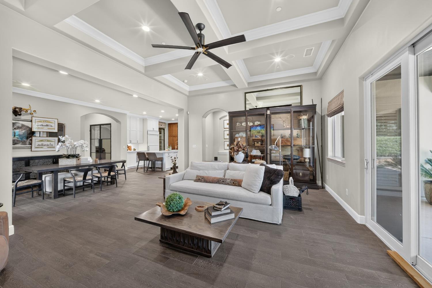 1809 E Buena Salud Way, Fresno, CA 93730