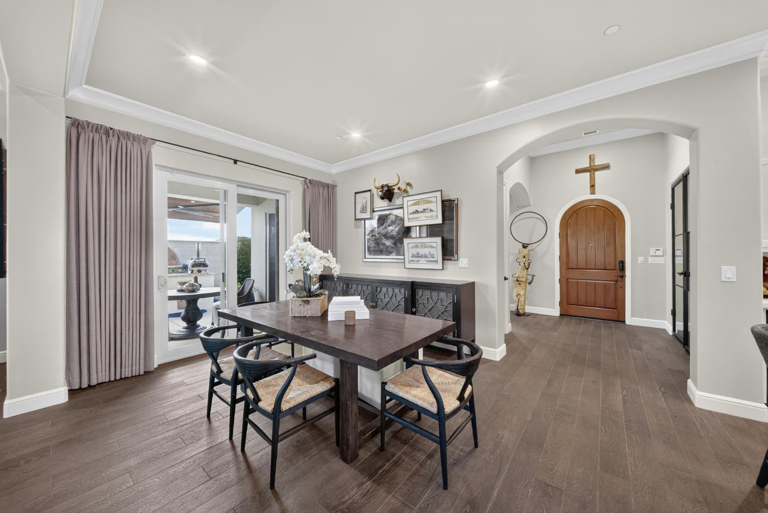 1809 E Buena Salud Way, Fresno, CA 93730
