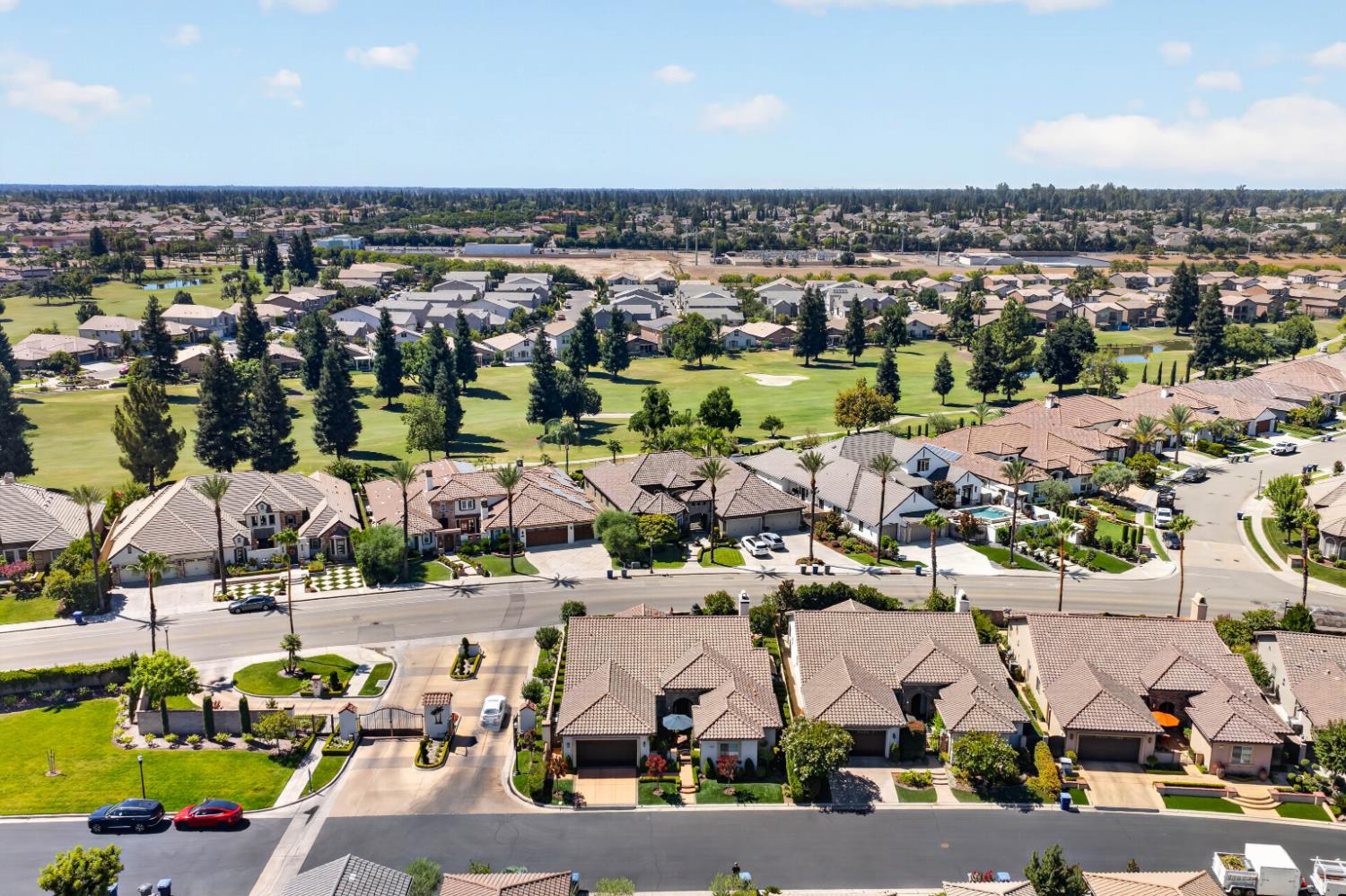 1809 E Buena Salud Way, Fresno, CA 93730