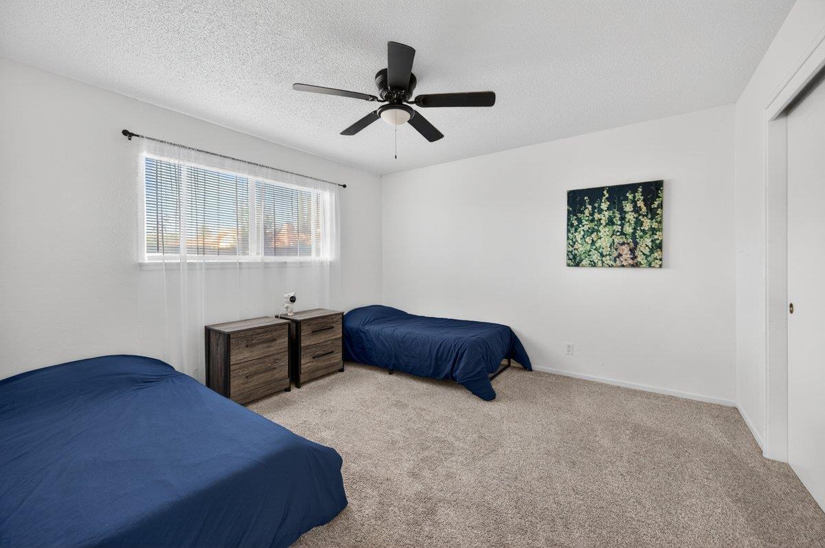 692 W Gettysburg Ave, Clovis, CA 93612