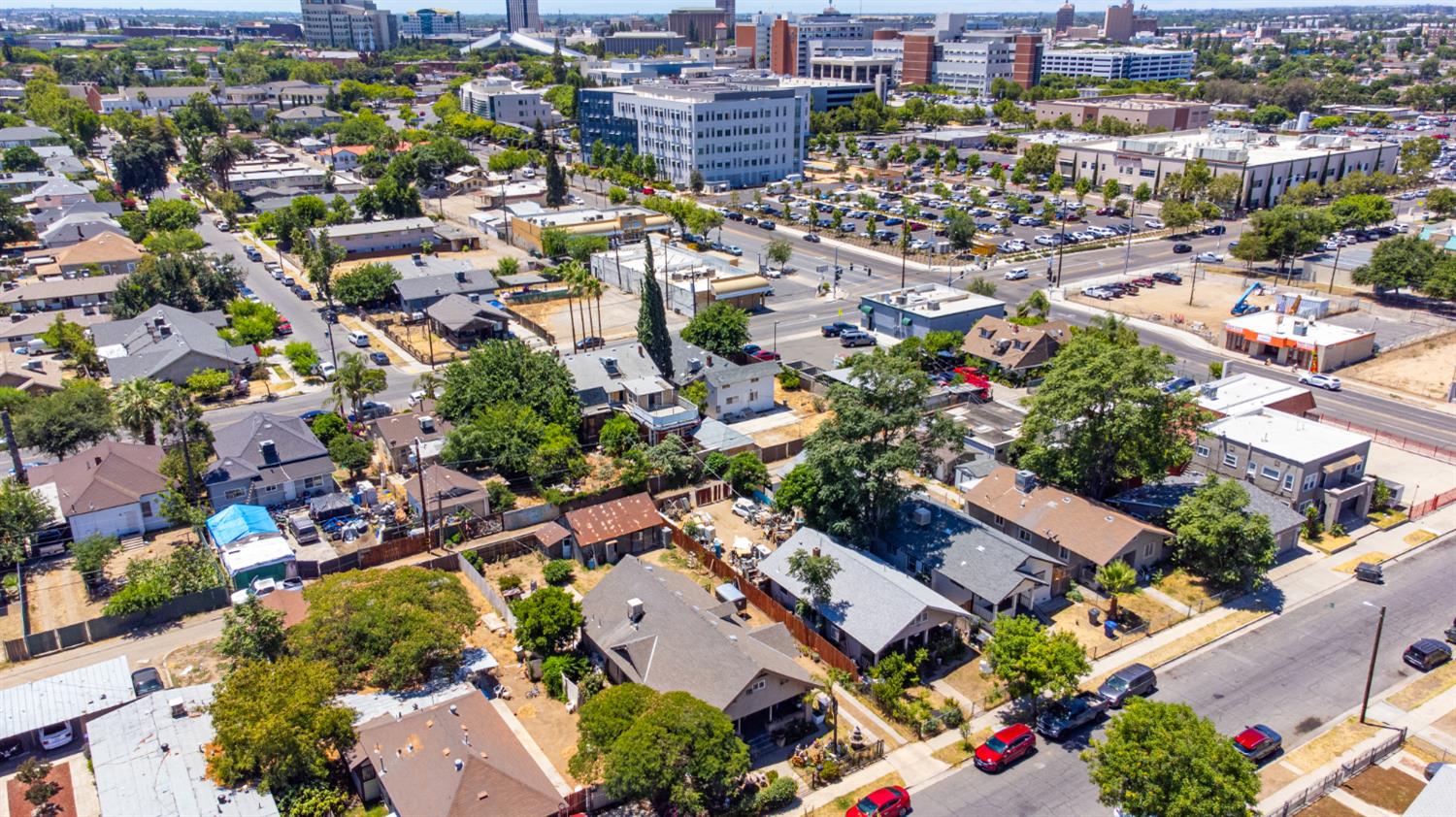 2531 E Mckenzie Ave, Fresno, CA 93701