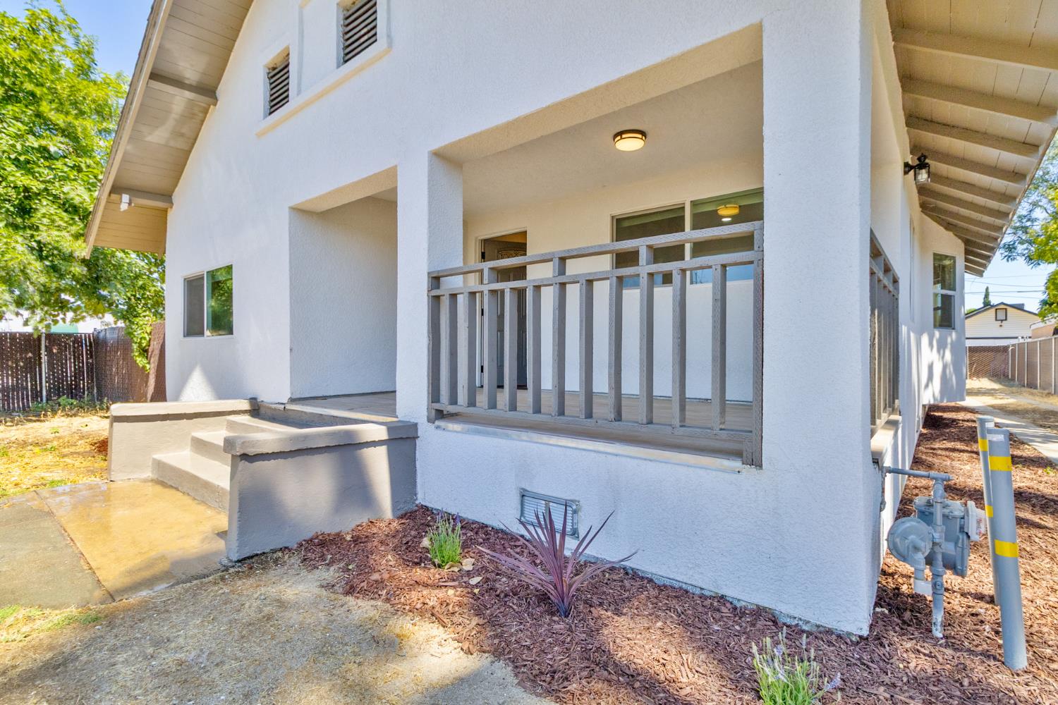 2531 E Mckenzie Ave, Fresno, CA 93701