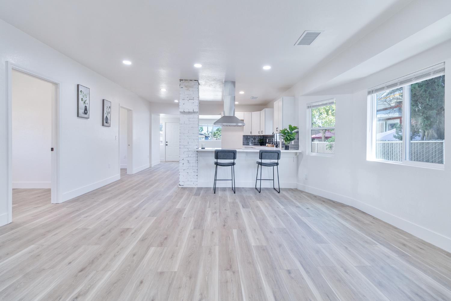 2531 E Mckenzie Ave, Fresno, CA 93701