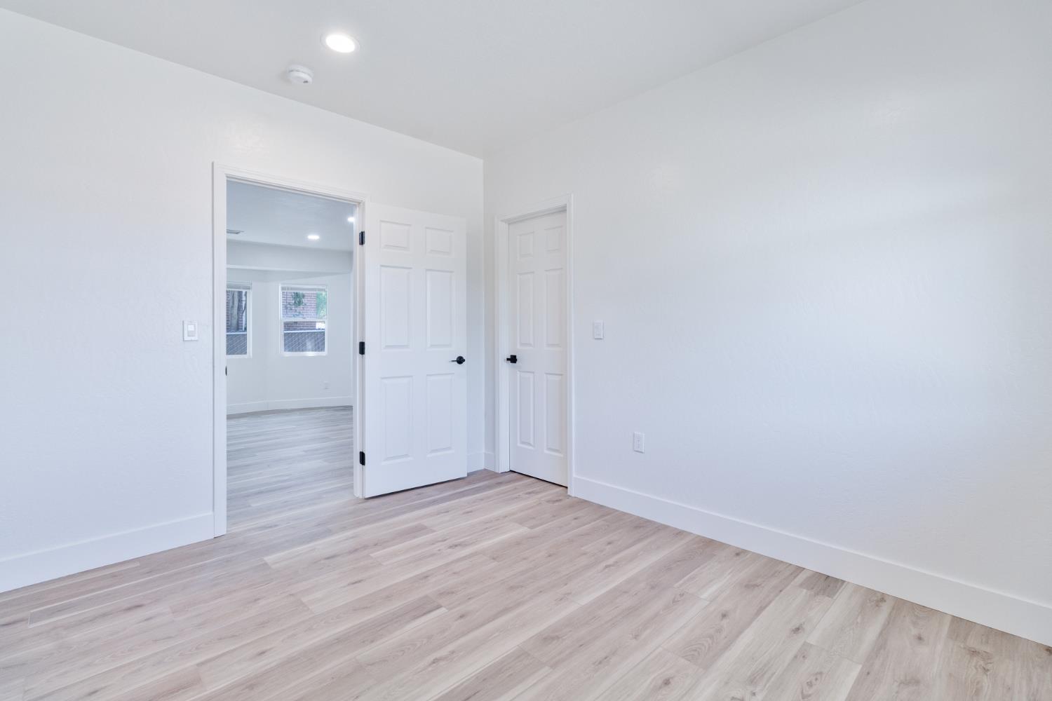 2531 E Mckenzie Ave, Fresno, CA 93701