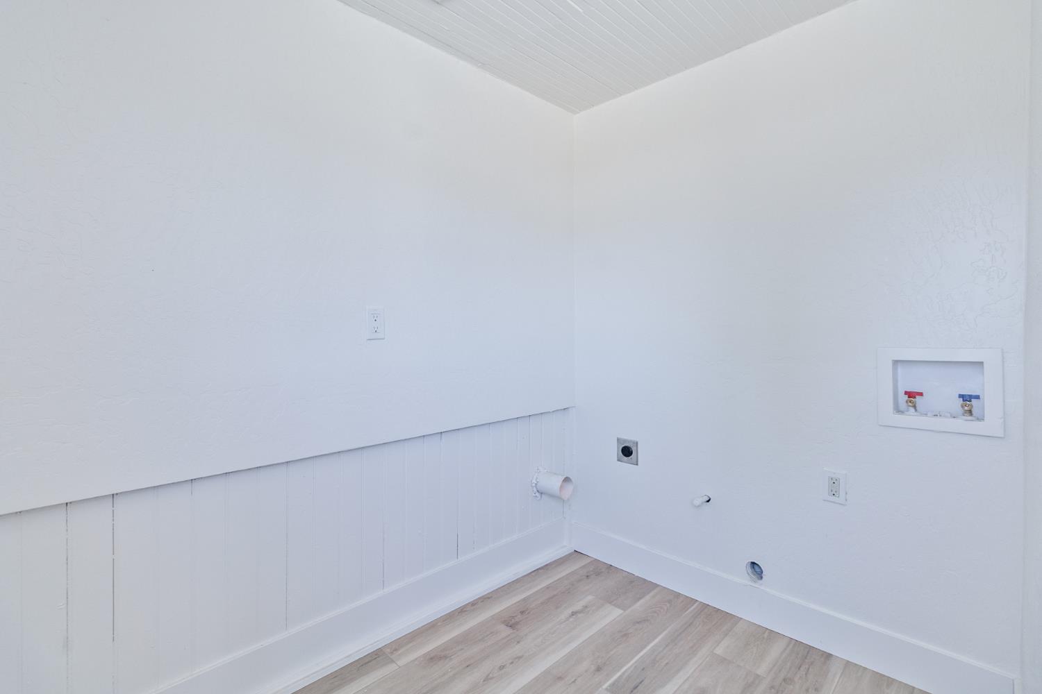 2531 E Mckenzie Ave, Fresno, CA 93701