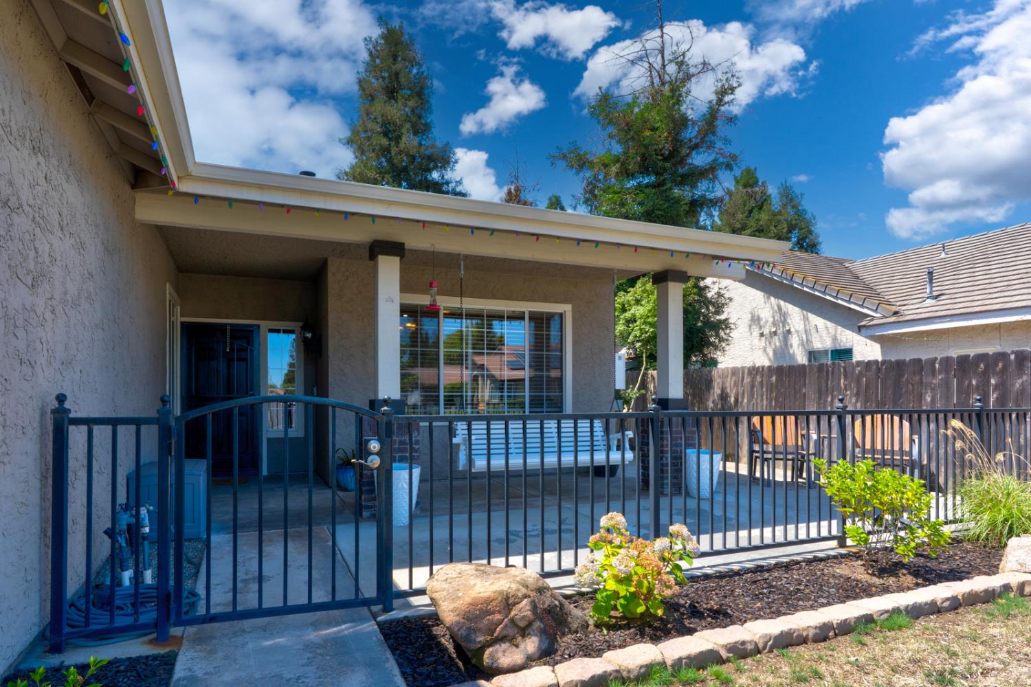 2512 Keats Ave, Clovis, CA 93611