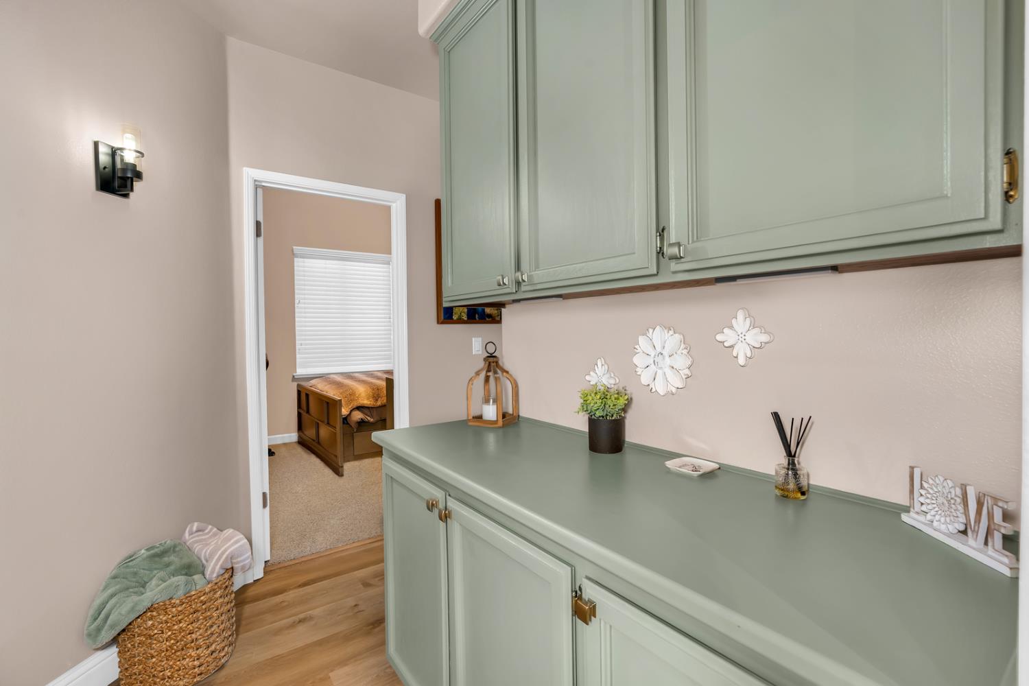 2512 Keats Ave, Clovis, CA 93611